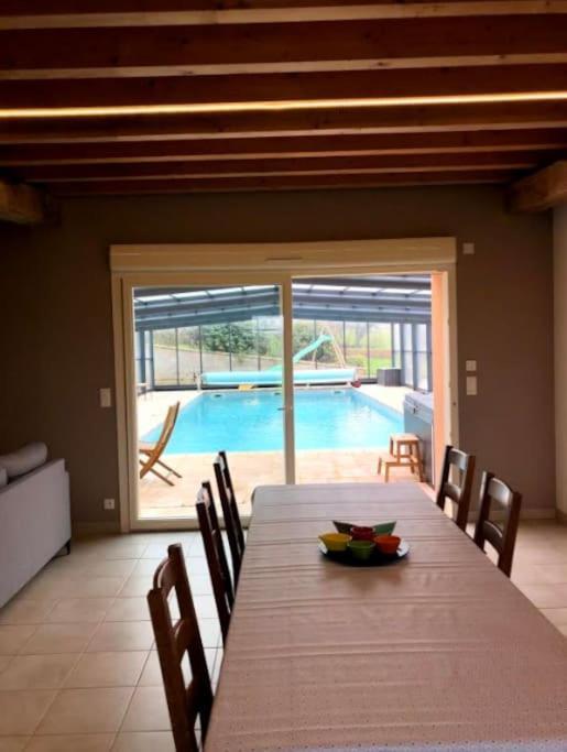 Gite La Bergerie, Piscine Chauffee, Couzon Экстерьер фото